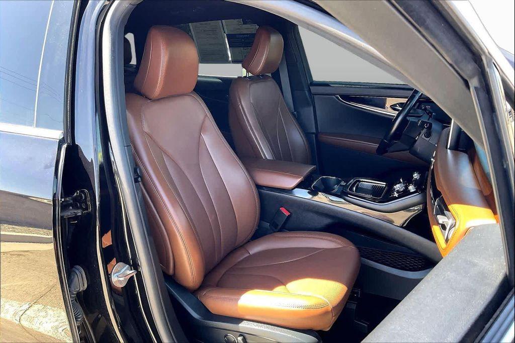 used 2022 Lincoln Nautilus car, priced at $35,388