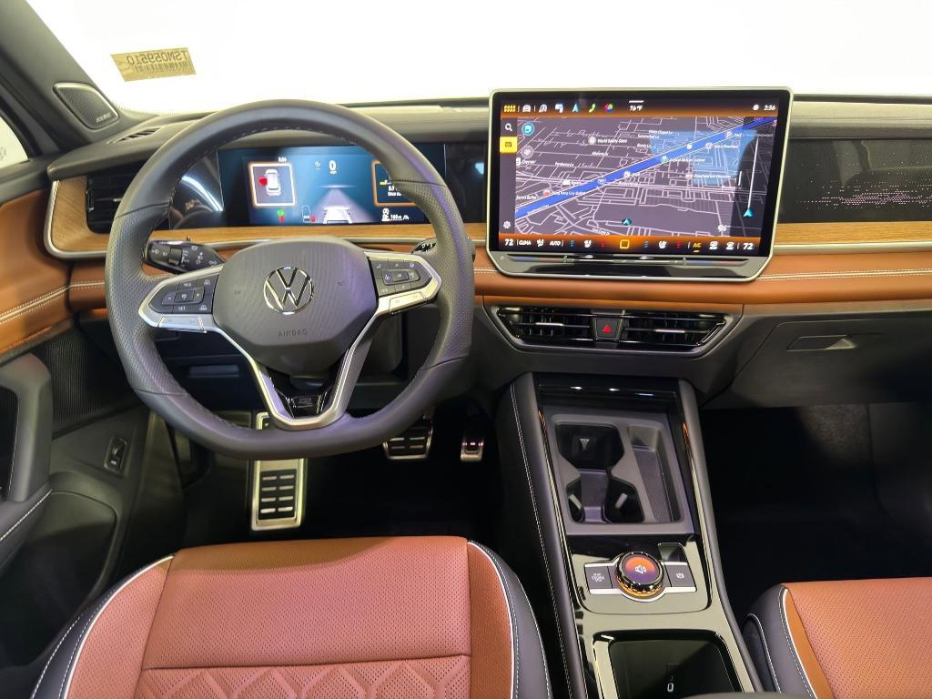 used 2025 Volkswagen Tiguan car, priced at $37,999