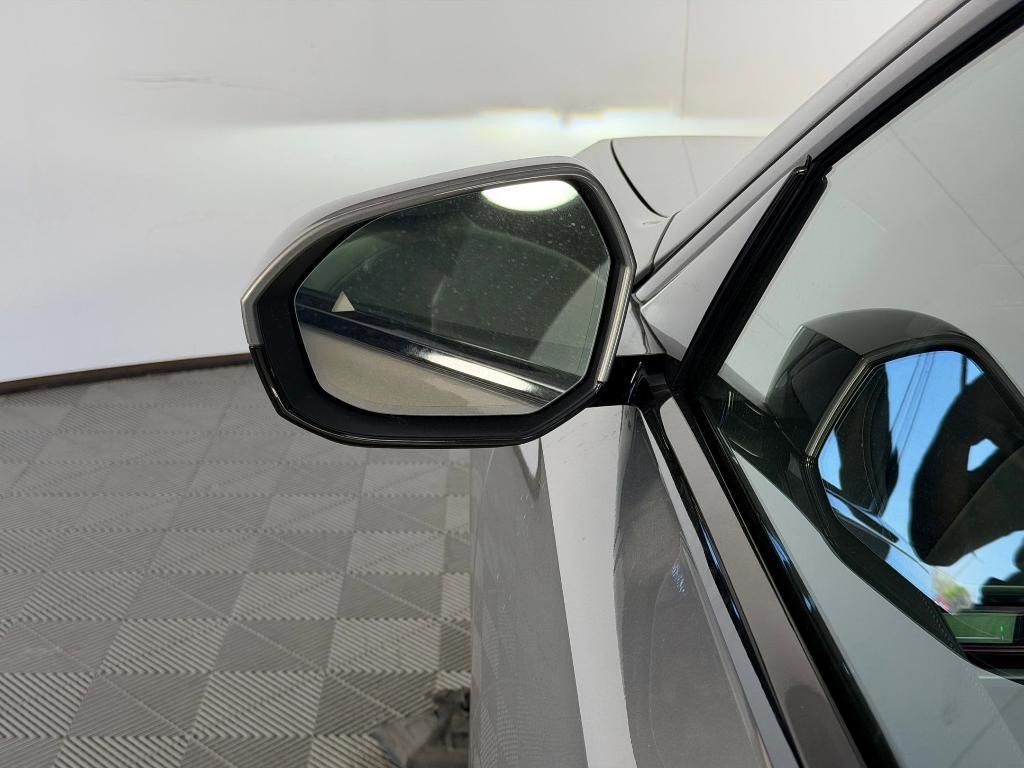 new 2026 BMW 760 car, priced at $135,205