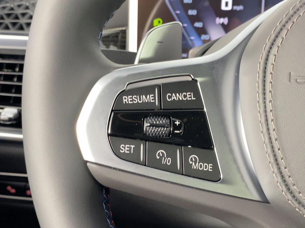 new 2026 BMW X7 car, priced at $123,460