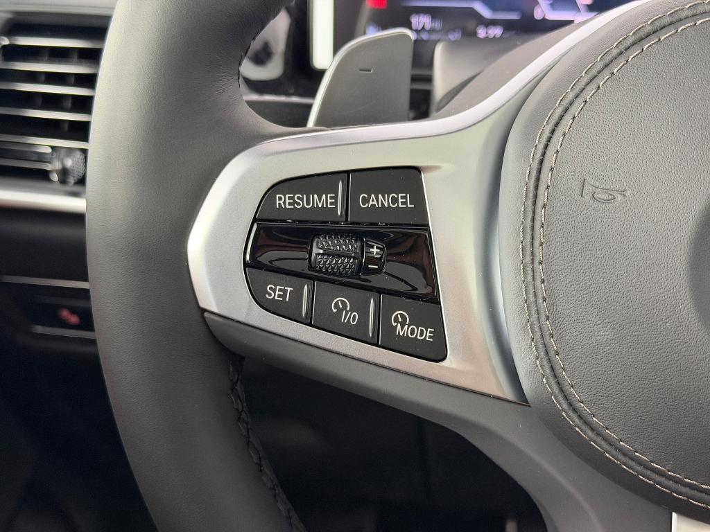 new 2027 BMW X7 car, priced at $99,175