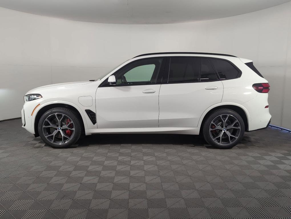 new 2026 BMW X5 PHEV car, priced at $88,950