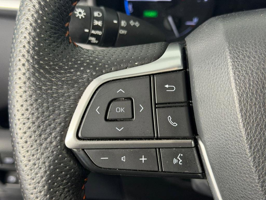 used 2023 Toyota Sienna car, priced at $45,224
