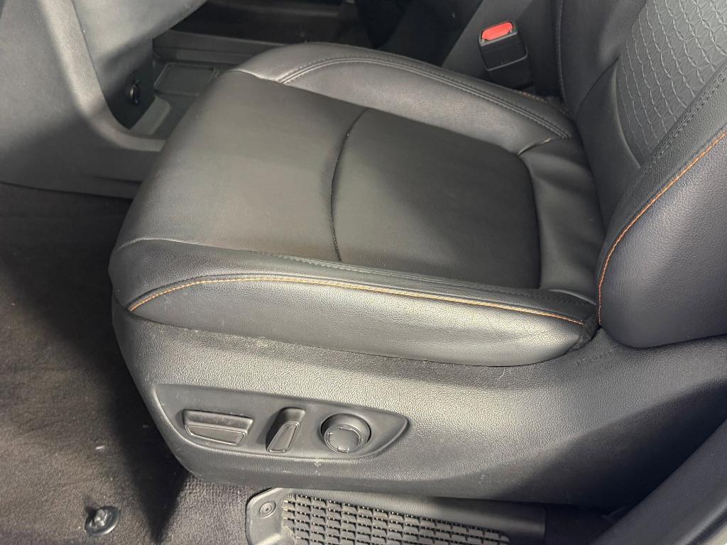 used 2023 Toyota Sienna car, priced at $45,224