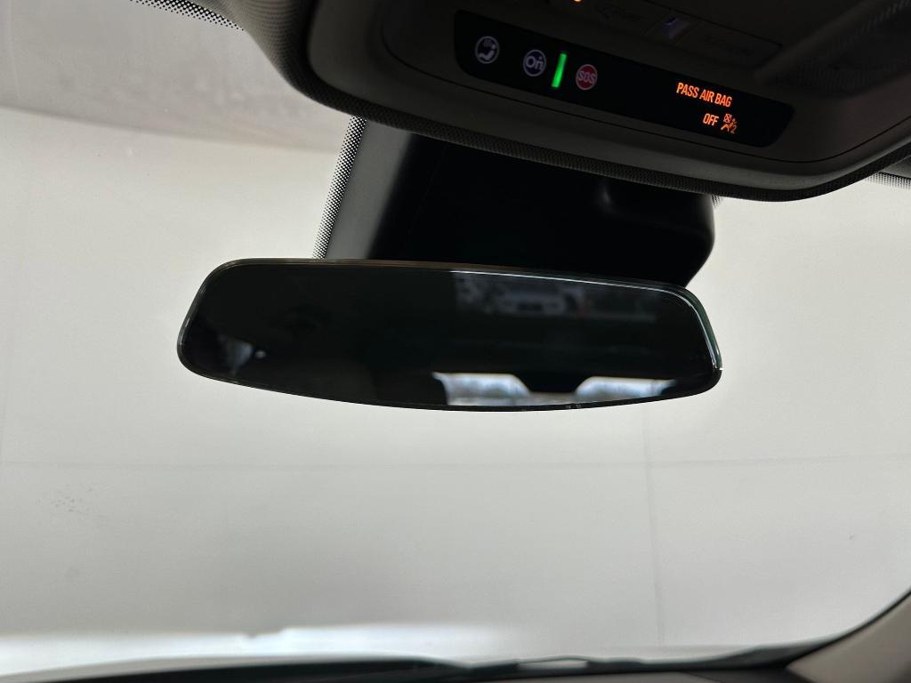 used 2020 Cadillac XT4 car, priced at $17,997