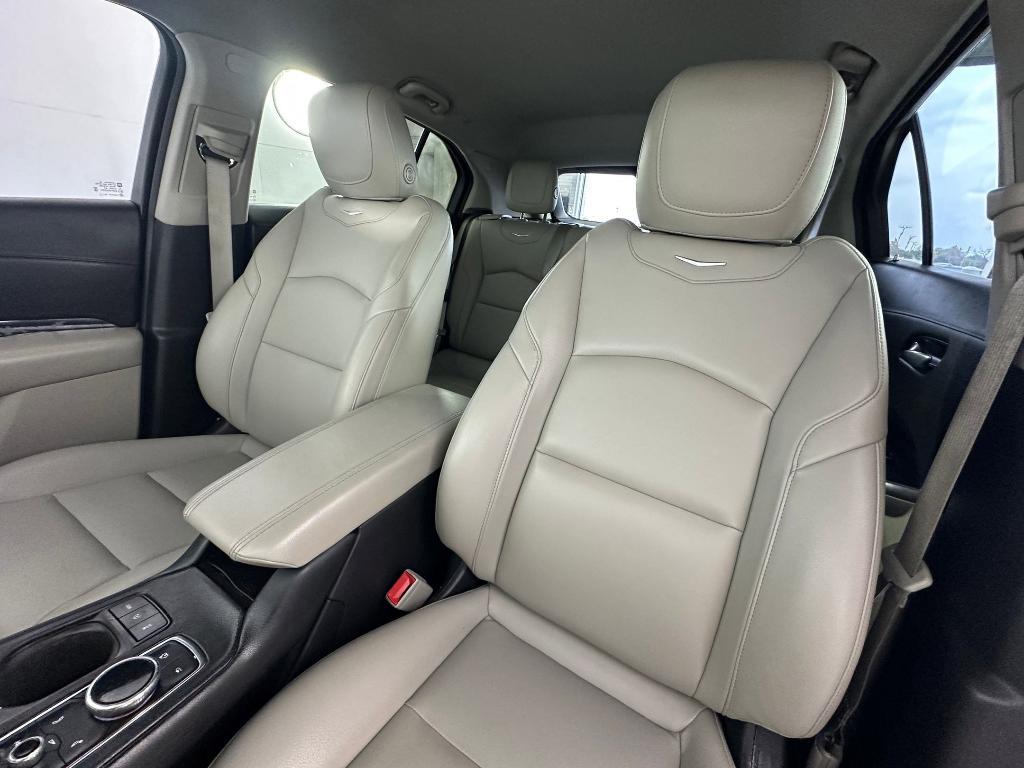 used 2020 Cadillac XT4 car, priced at $17,997