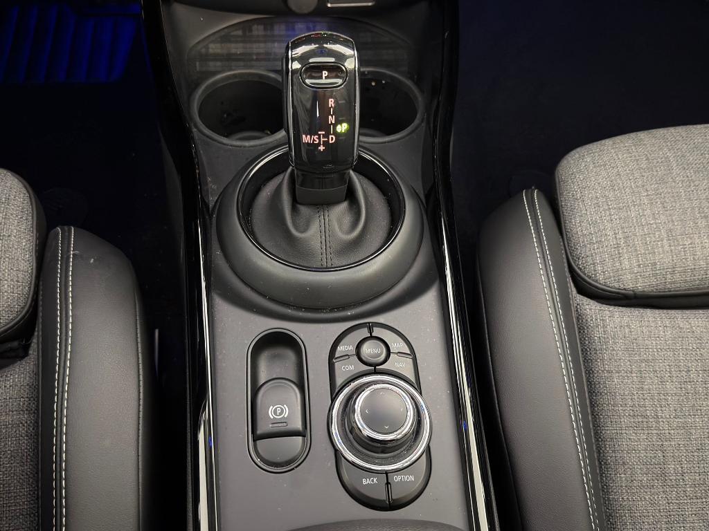 used 2022 MINI Clubman car, priced at $24,499