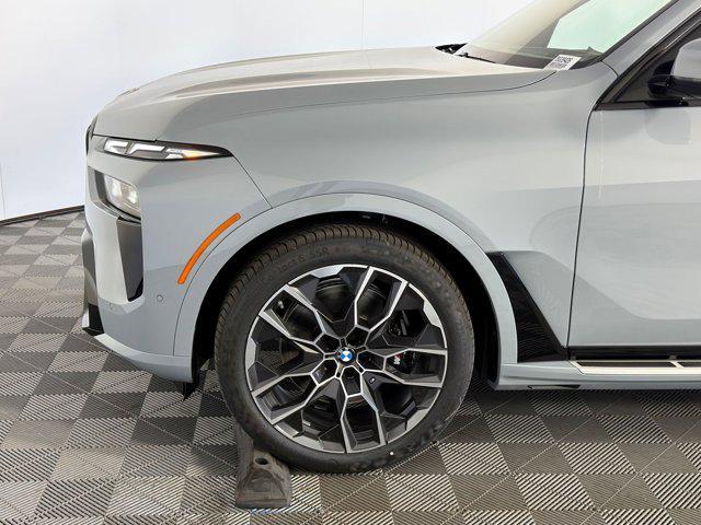 new 2026 BMW X7 car, priced at $100,750