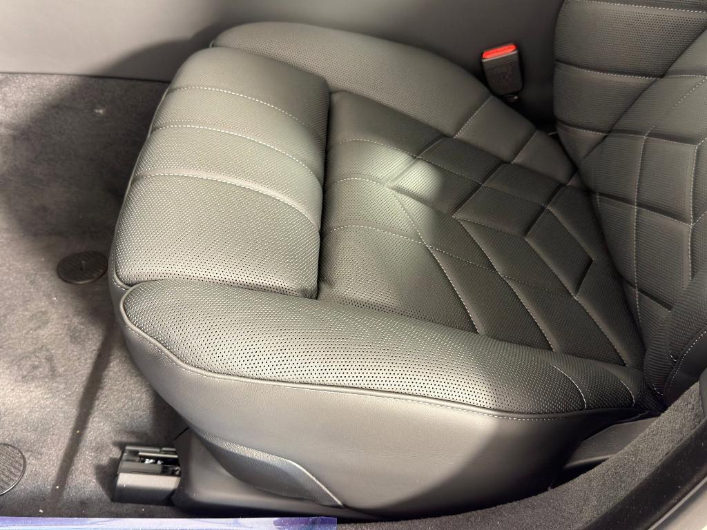 new 2026 BMW 750e car, priced at $116,225