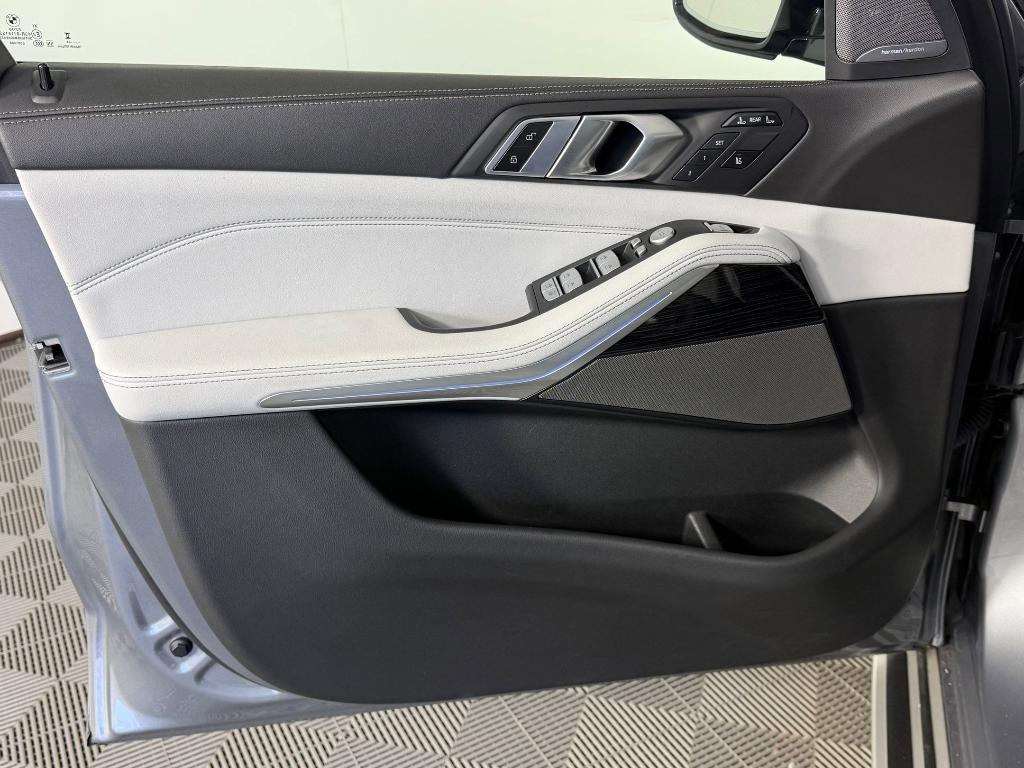 used 2024 BMW X7 car, priced at $65,999