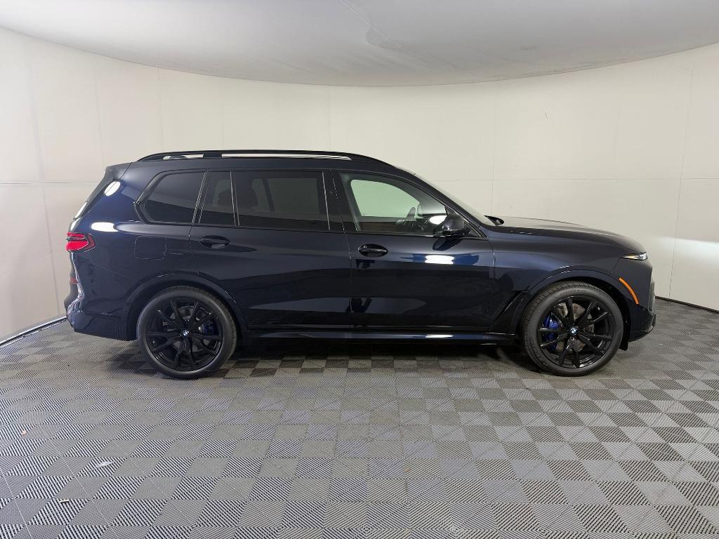 new 2027 BMW X7 car, priced at $106,360