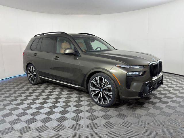 new 2026 BMW X7 car, priced at $106,765