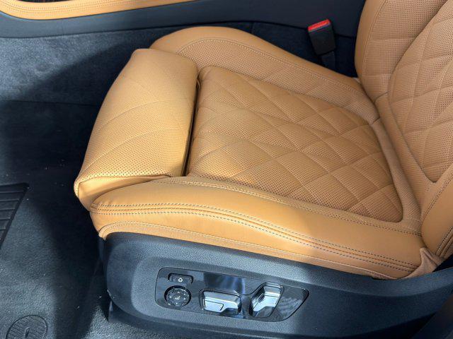 new 2026 BMW X7 car, priced at $106,765