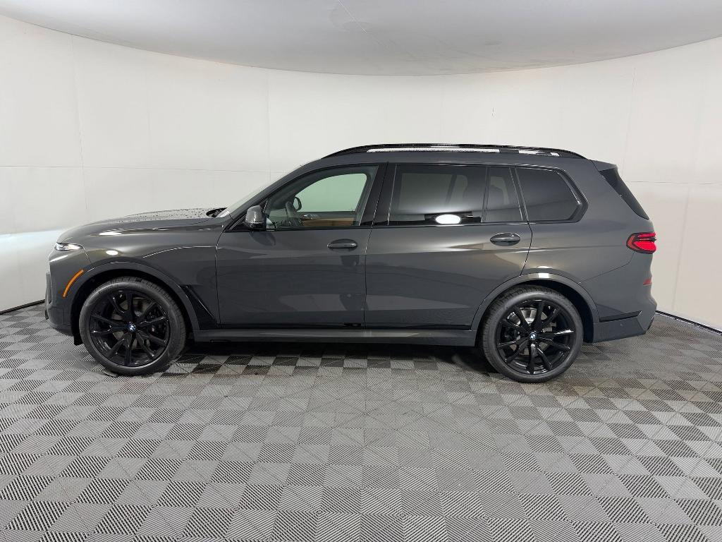 new 2027 BMW X7 car, priced at $106,180