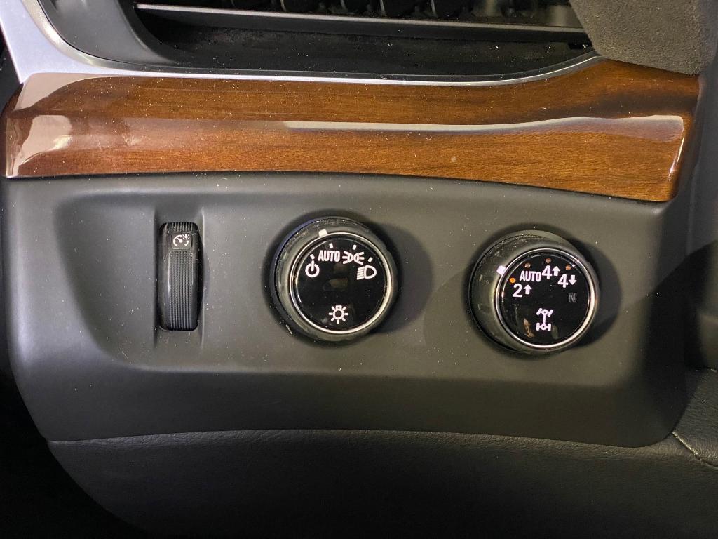 used 2020 Cadillac Escalade car, priced at $23,498