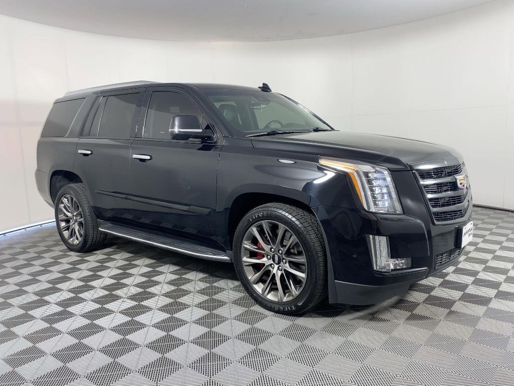 used 2020 Cadillac Escalade car, priced at $23,498