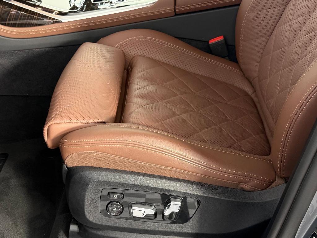 used 2026 BMW X7 car, priced at $78,023