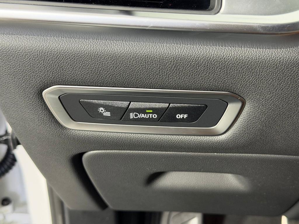 new 2026 BMW X7 car, priced at $98,500