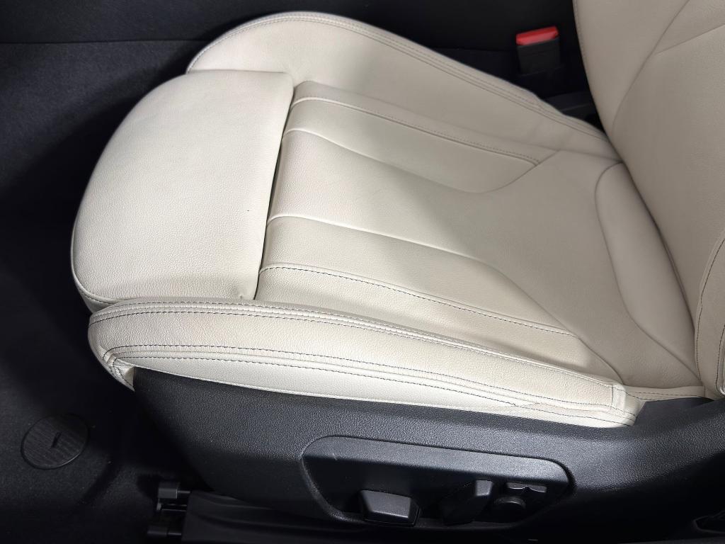 used 2024 BMW Z4 car, priced at $58,999