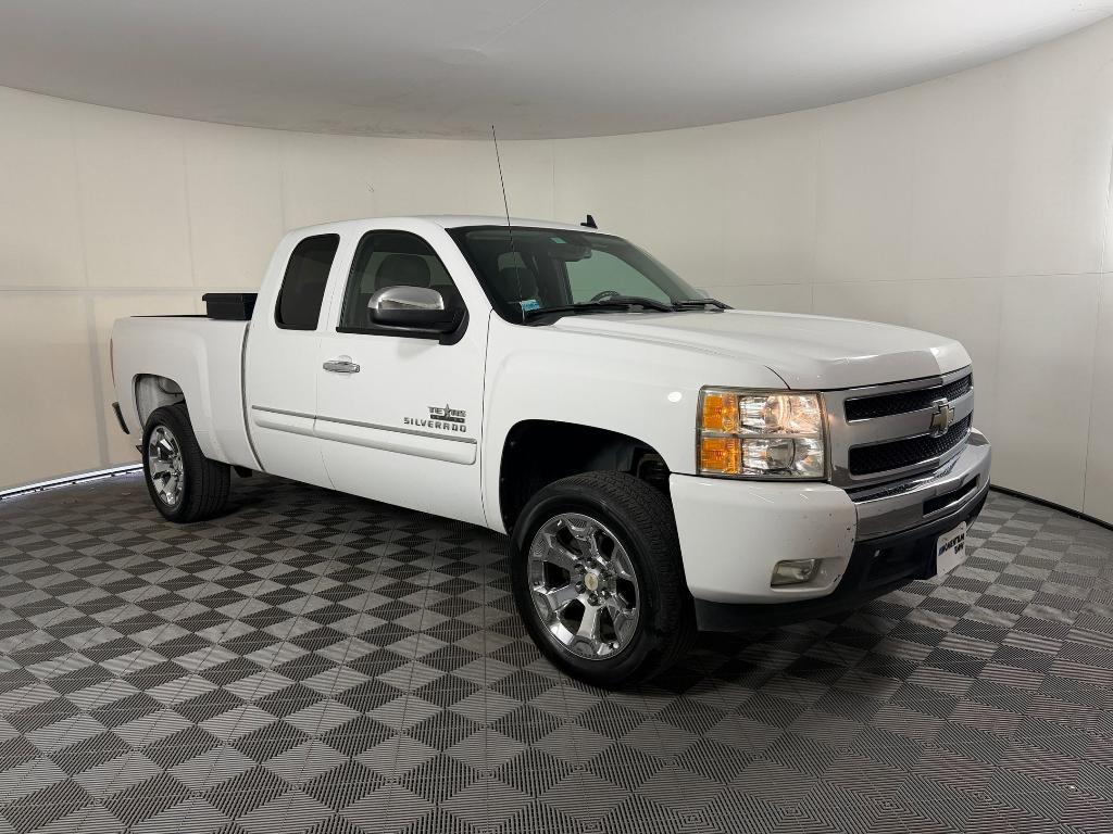 used 2009 Chevrolet Silverado 1500 car, priced at $9,224