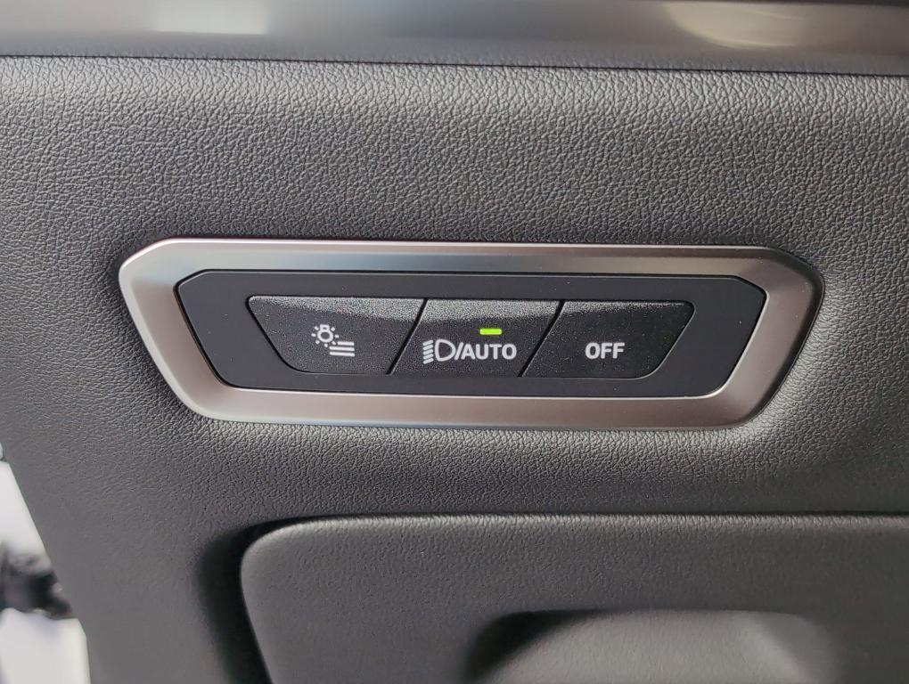 new 2026 BMW X7 car, priced at $120,030