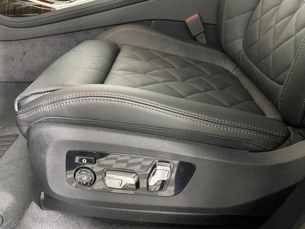 new 2026 BMW X7 car, priced at $92,645