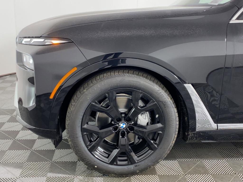 new 2026 BMW X7 car, priced at $92,645