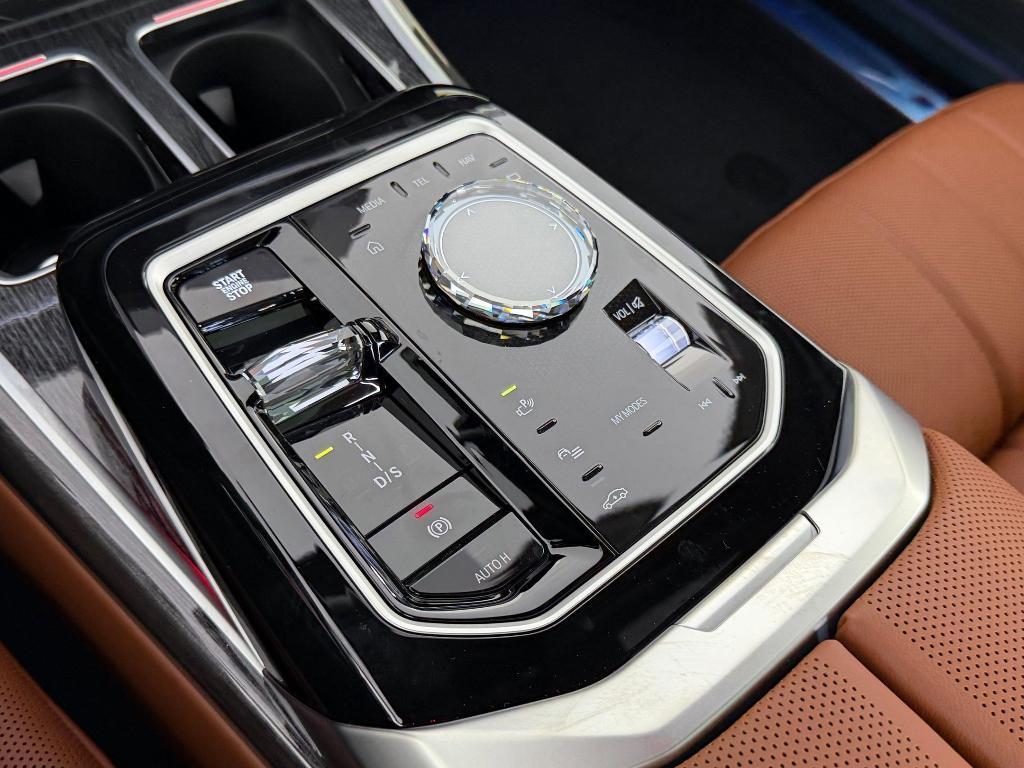 new 2026 BMW 760 car, priced at $135,830
