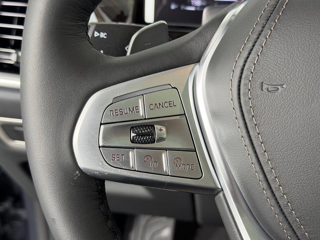 new 2026 BMW X7 car, priced at $95,100