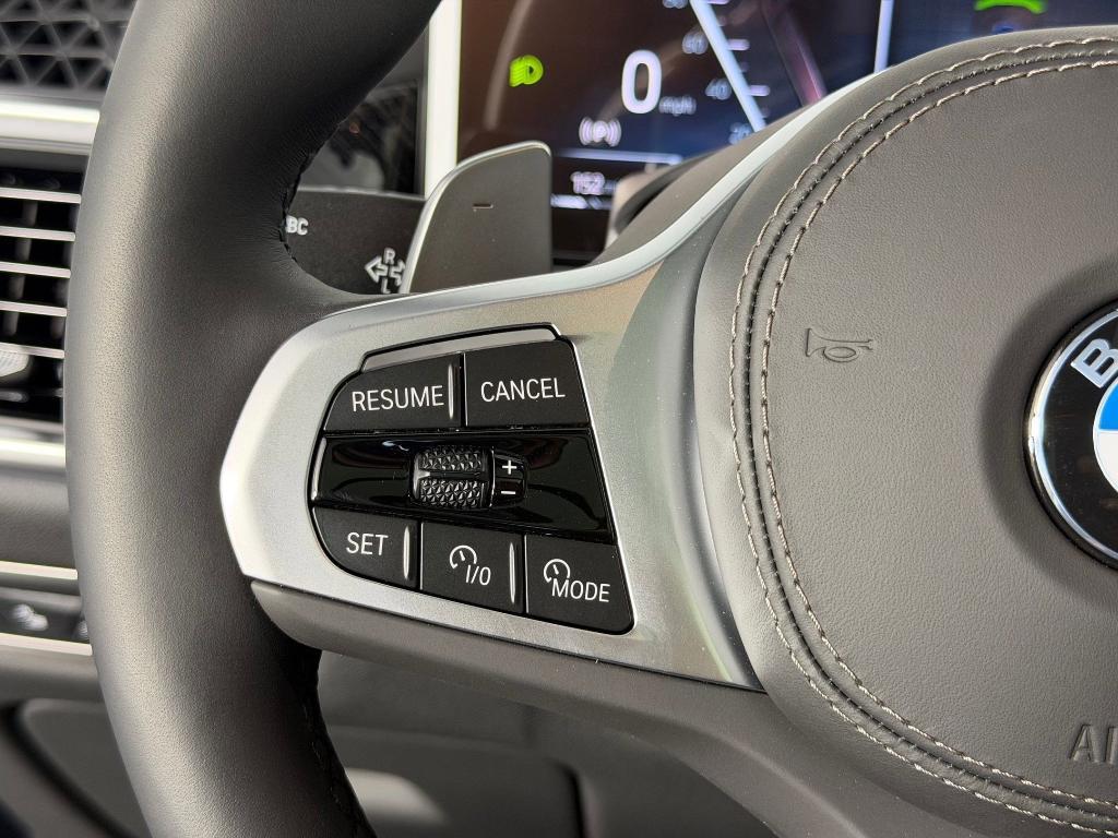 new 2026 BMW X7 car, priced at $98,615