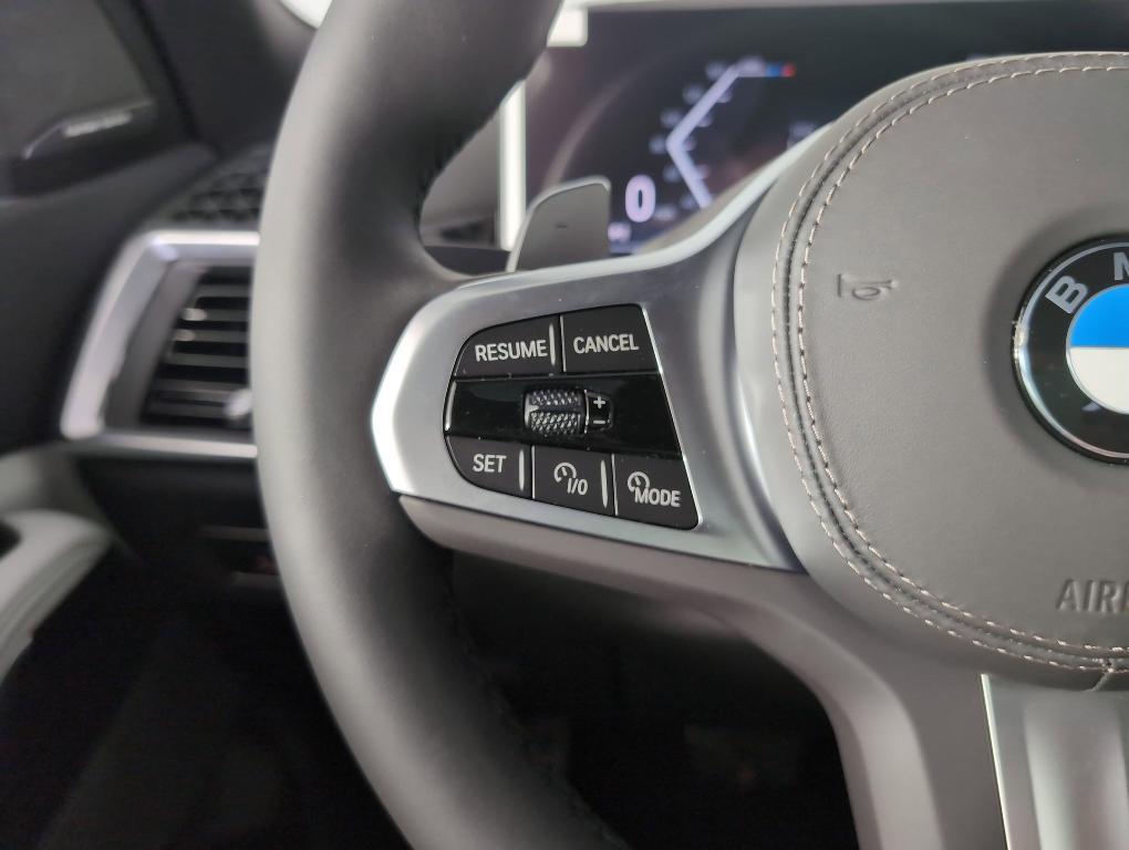 new 2026 BMW X7 car, priced at $96,680