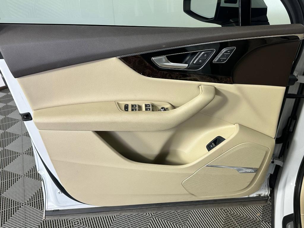 used 2019 Audi Q7 car, priced at $16,398
