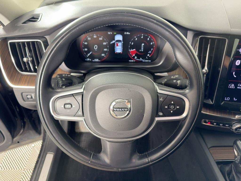 used 2021 Volvo XC60 car, priced at $22,996