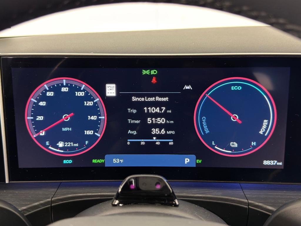 used 2025 Hyundai SANTA FE HEV car, priced at $36,999