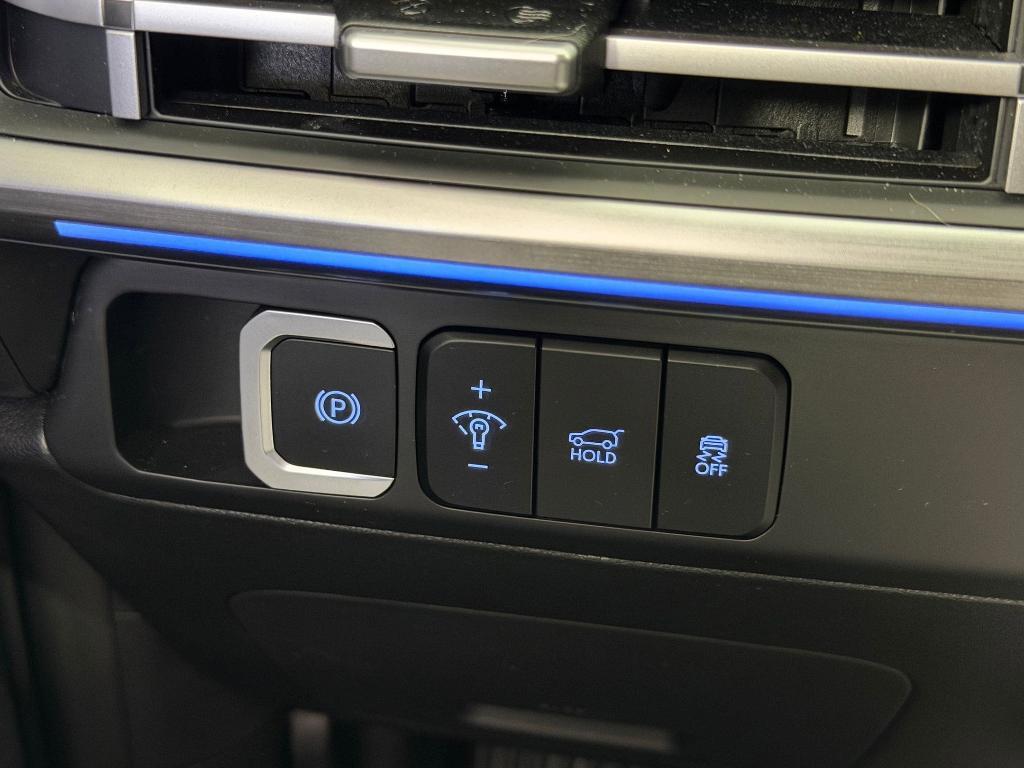 used 2025 Hyundai SANTA FE HEV car, priced at $36,999