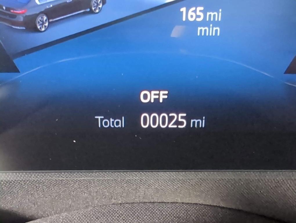 new 2025 BMW i7 car, priced at $110,925