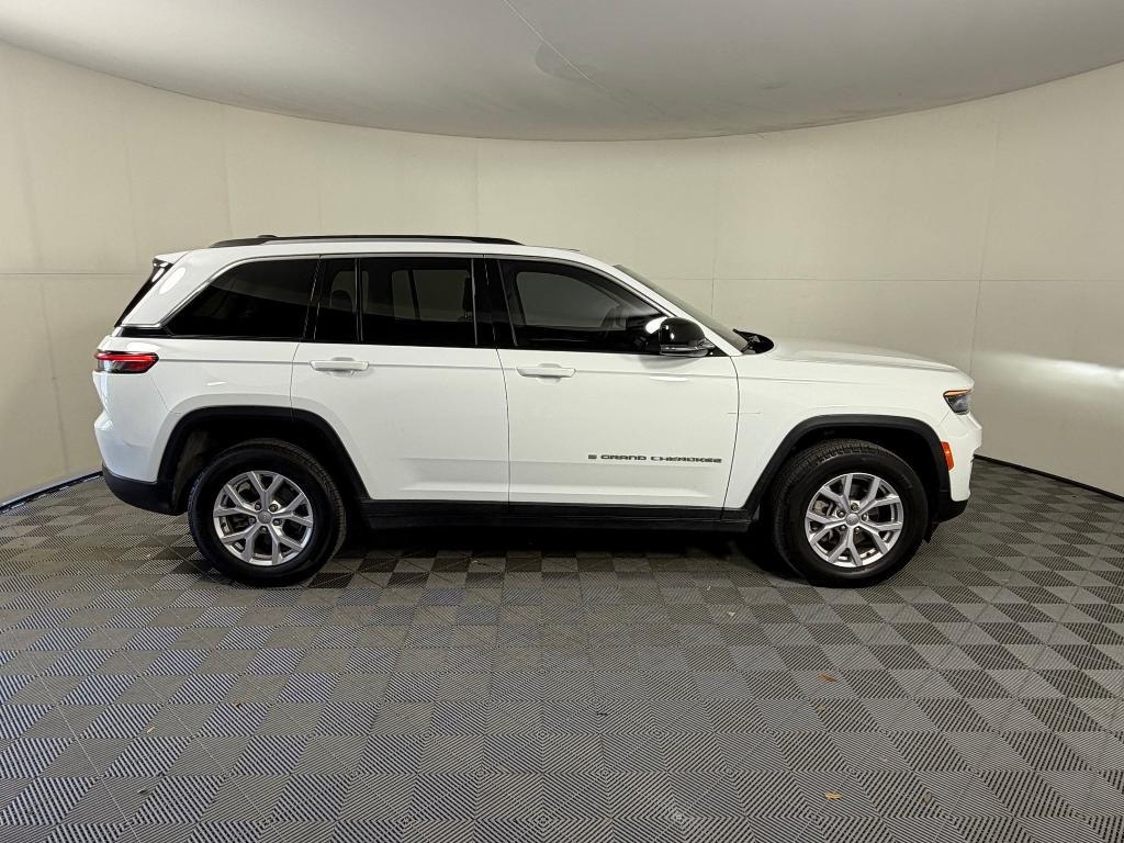 used 2022 Jeep Grand Cherokee car, priced at $24,298