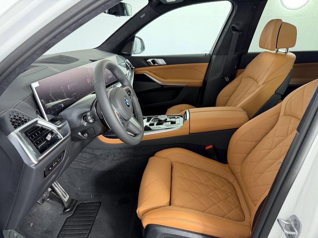 new 2027 BMW X7 car, priced at $99,155