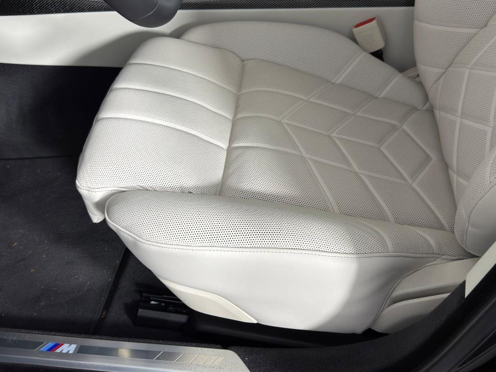 new 2026 BMW 760 car, priced at $136,445