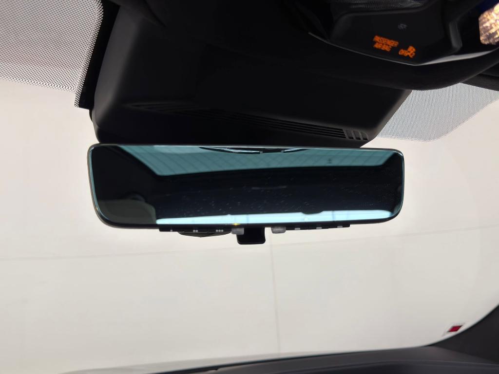 new 2026 BMW 760 car, priced at $136,445