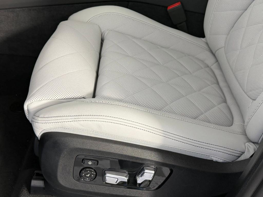 new 2026 BMW X5 PHEV car, priced at $92,450