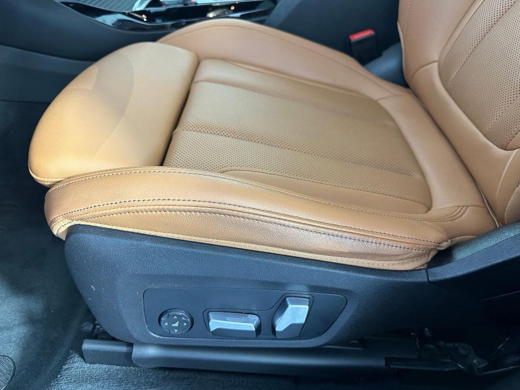 used 2023 BMW X3 car, priced at $34,697