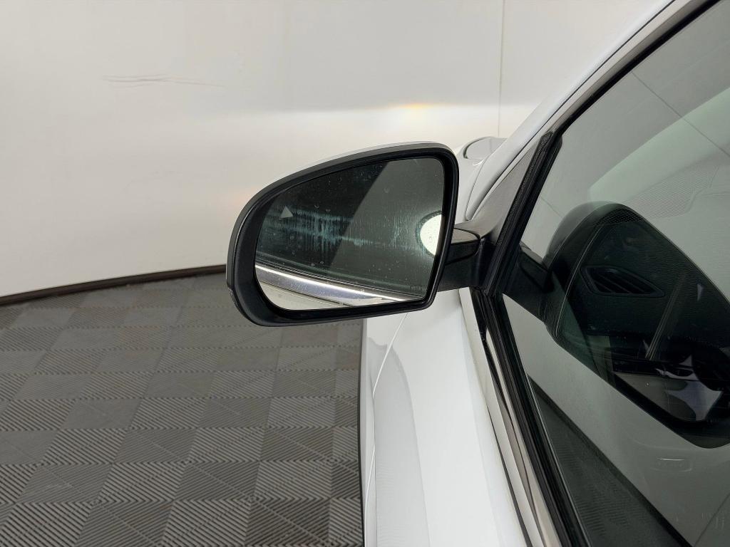 used 2018 Jeep Cherokee car, priced at $12,999