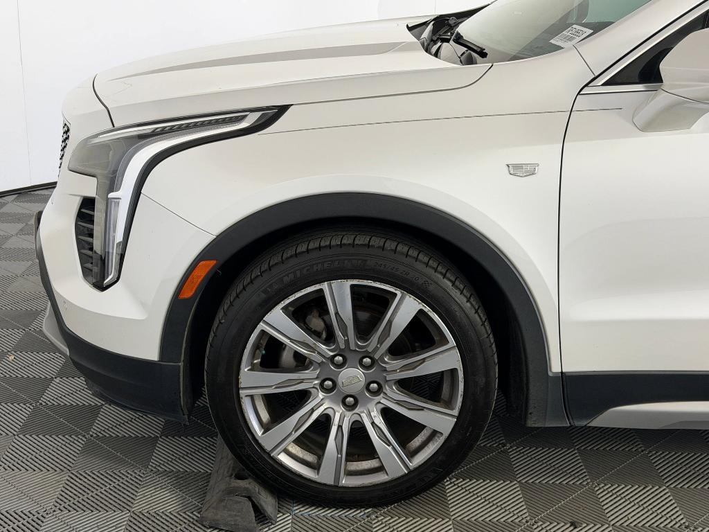 used 2019 Cadillac XT4 car, priced at $16,224
