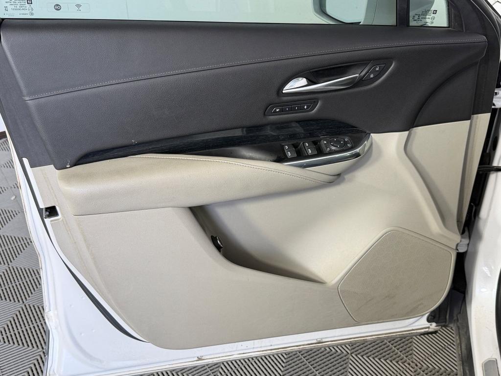 used 2019 Cadillac XT4 car, priced at $16,224
