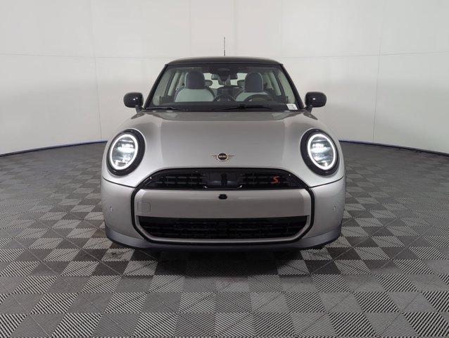 used 2026 MINI Hardtop car, priced at $32,046