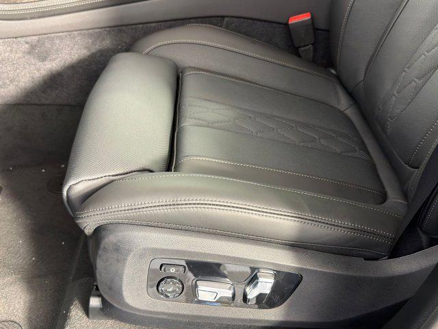 new 2026 BMW X7 car, priced at $99,900
