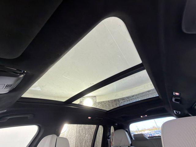 new 2026 BMW X7 car, priced at $98,950