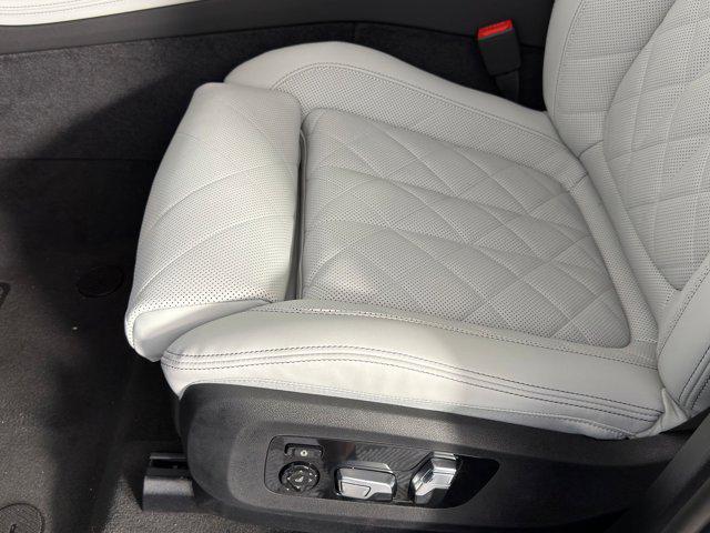 new 2026 BMW X7 car, priced at $98,950