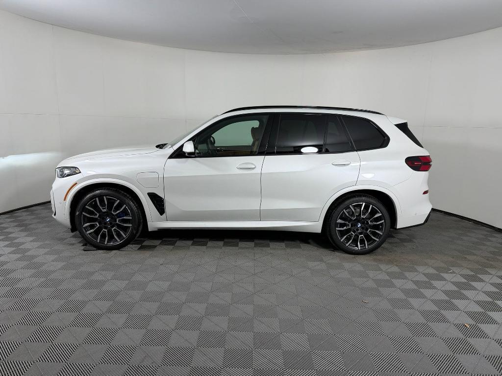 new 2026 BMW X5 PHEV car, priced at $93,100